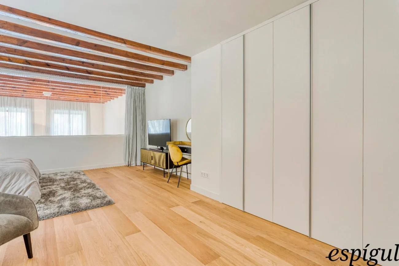 Fantastic duplex with exclusive garden next to Paseo de Gracia
