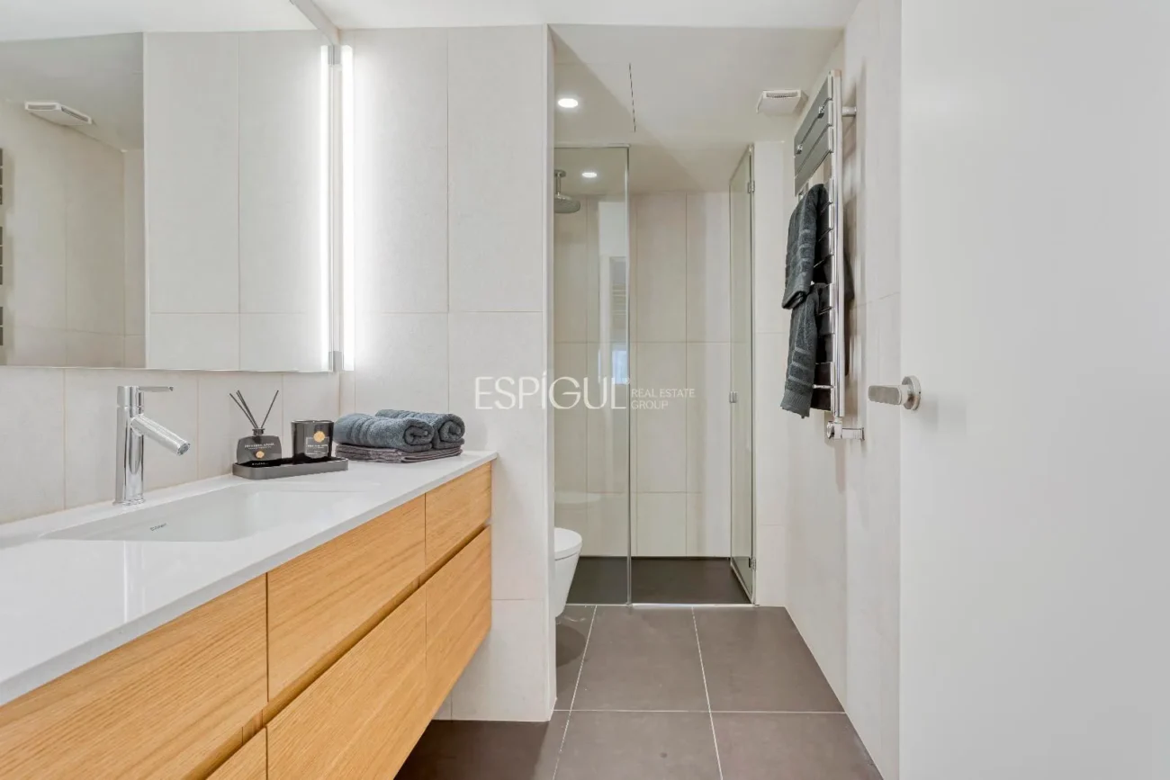 Fantàstic dúplex amb jardí exclusiu al costat del passeig de Gràcia