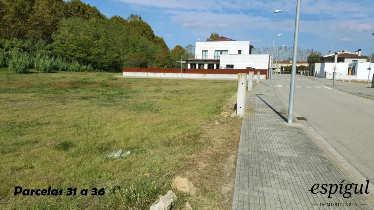 Parcel·les exclusives amb superfícies entre els 205 i els 285 metres quadrats