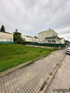 Plot of 355 square meters in Caldes de Malavella