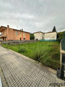 Plot of 355 square meters in Caldes de Malavella