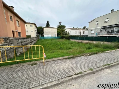Plot of 355 square meters in Caldes de Malavella