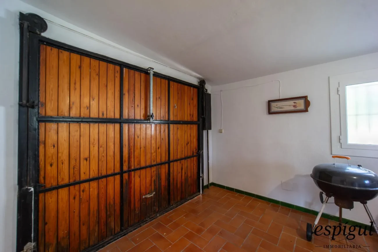 Charming and potential family home in Castell d’Aro