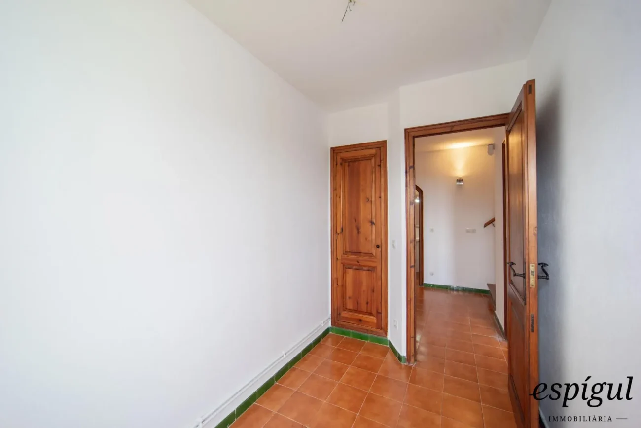 Charming and potential family home in Castell d’Aro