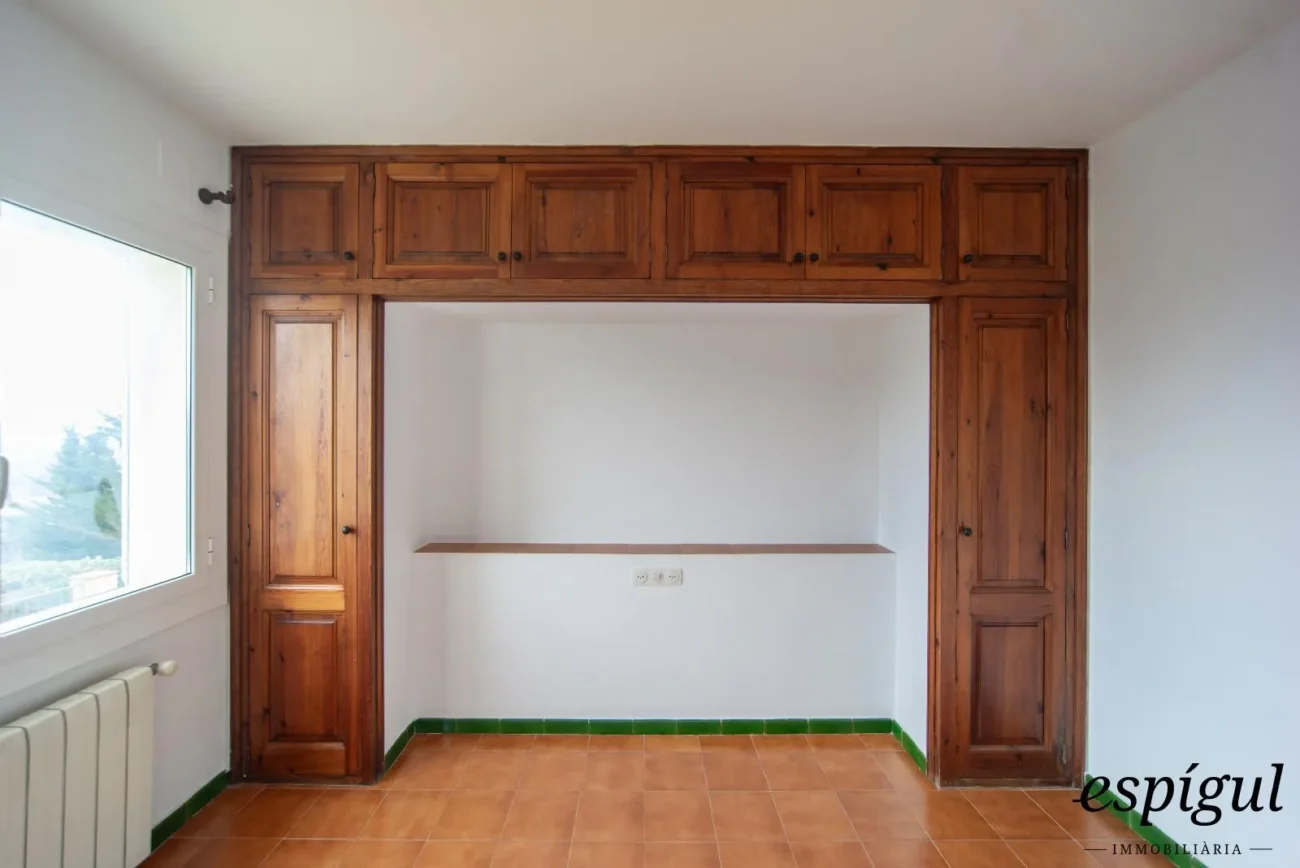 Charming and potential family home in Castell d’Aro