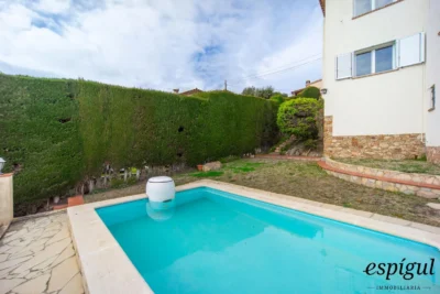 Charming and potential family home in Castell d’Aro