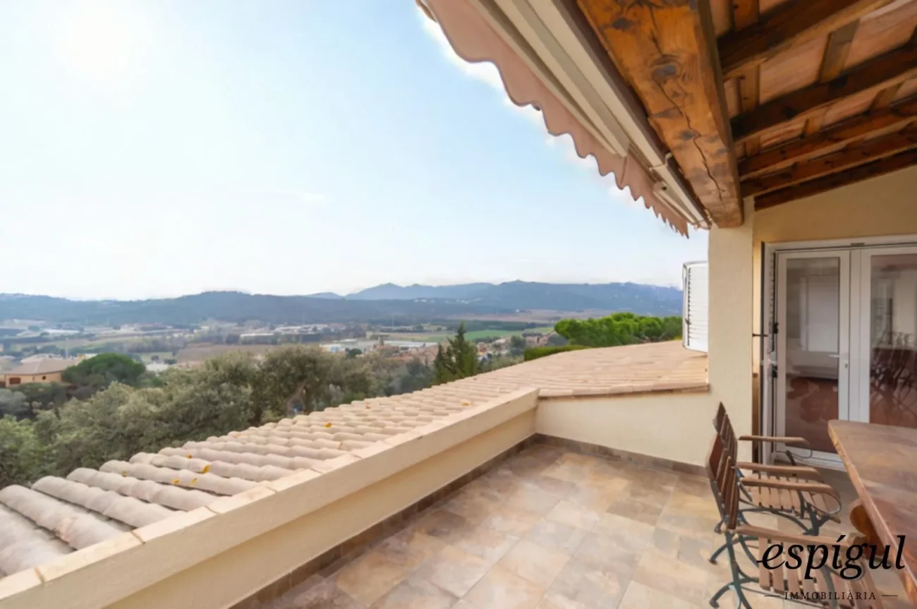 Charming and potential family home in Castell d’Aro