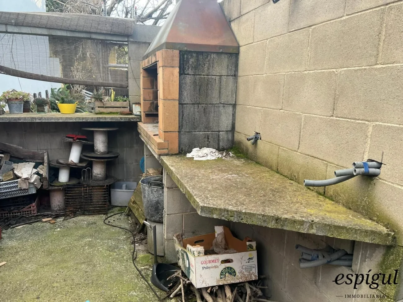 Restaurante con vivienda en venta – La Pujada a l’Avellaneda
