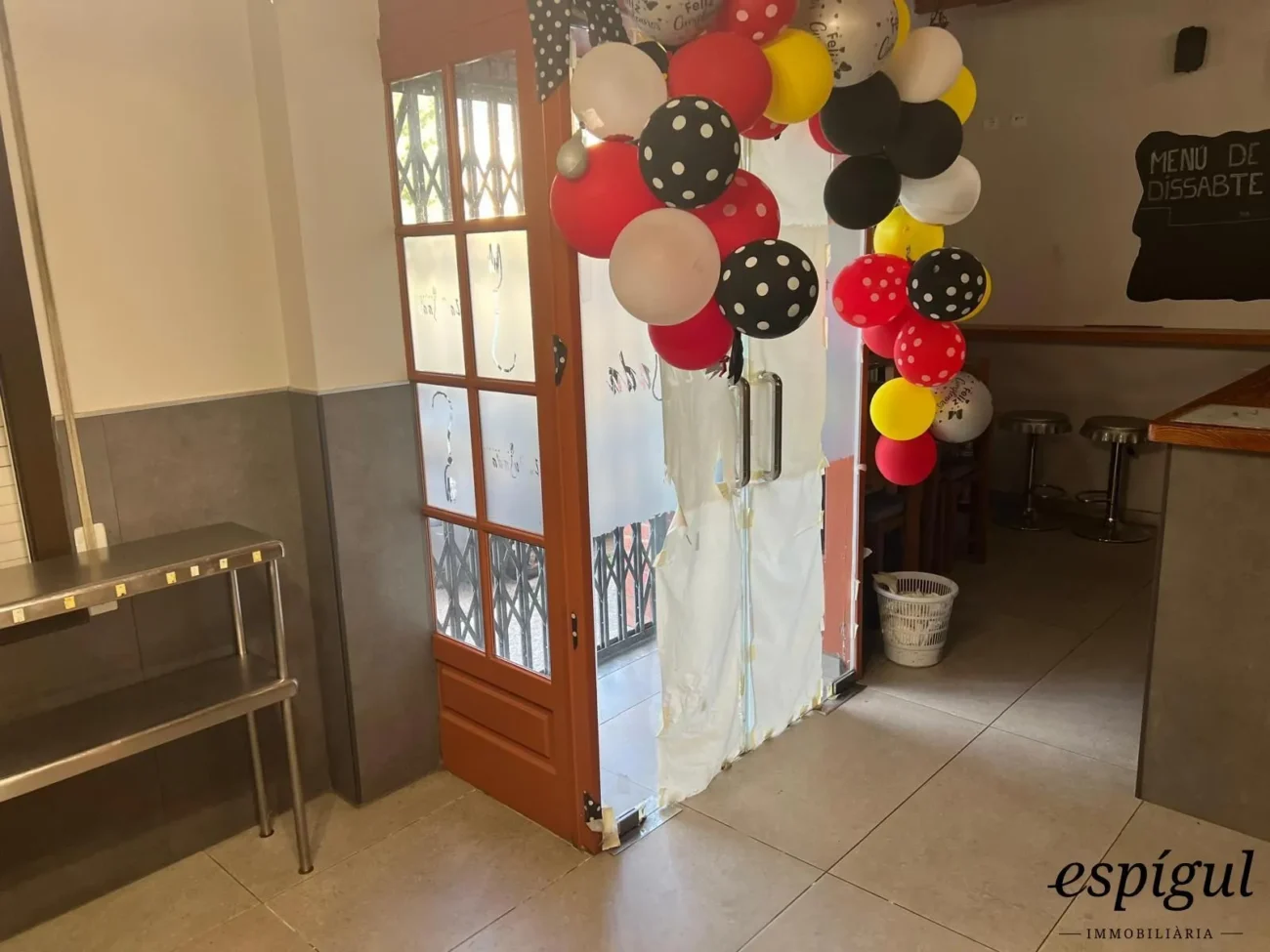 Restaurante con vivienda en venta – La Pujada a l’Avellaneda