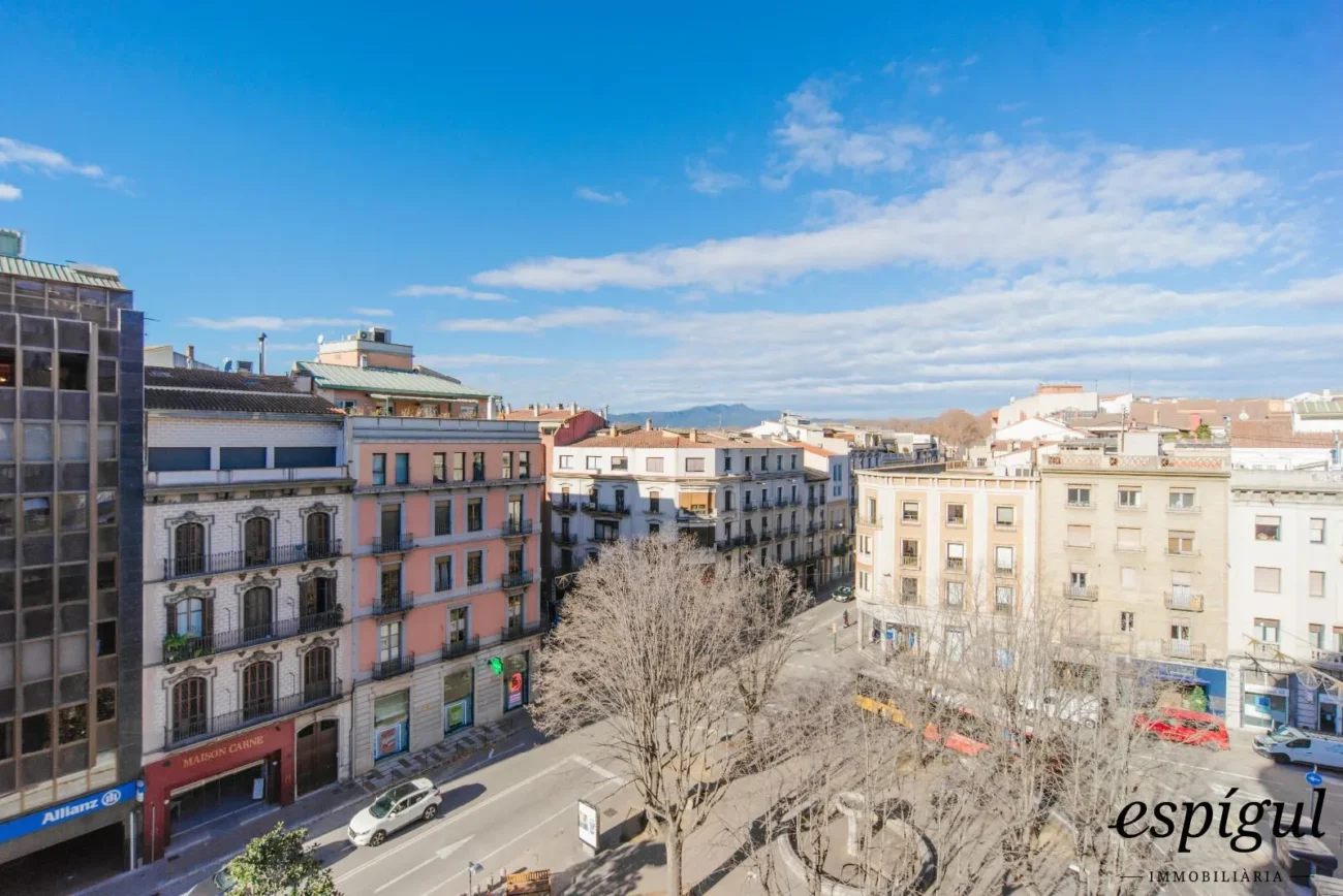 Excepcional pis a la Plaça Marquès de Camps