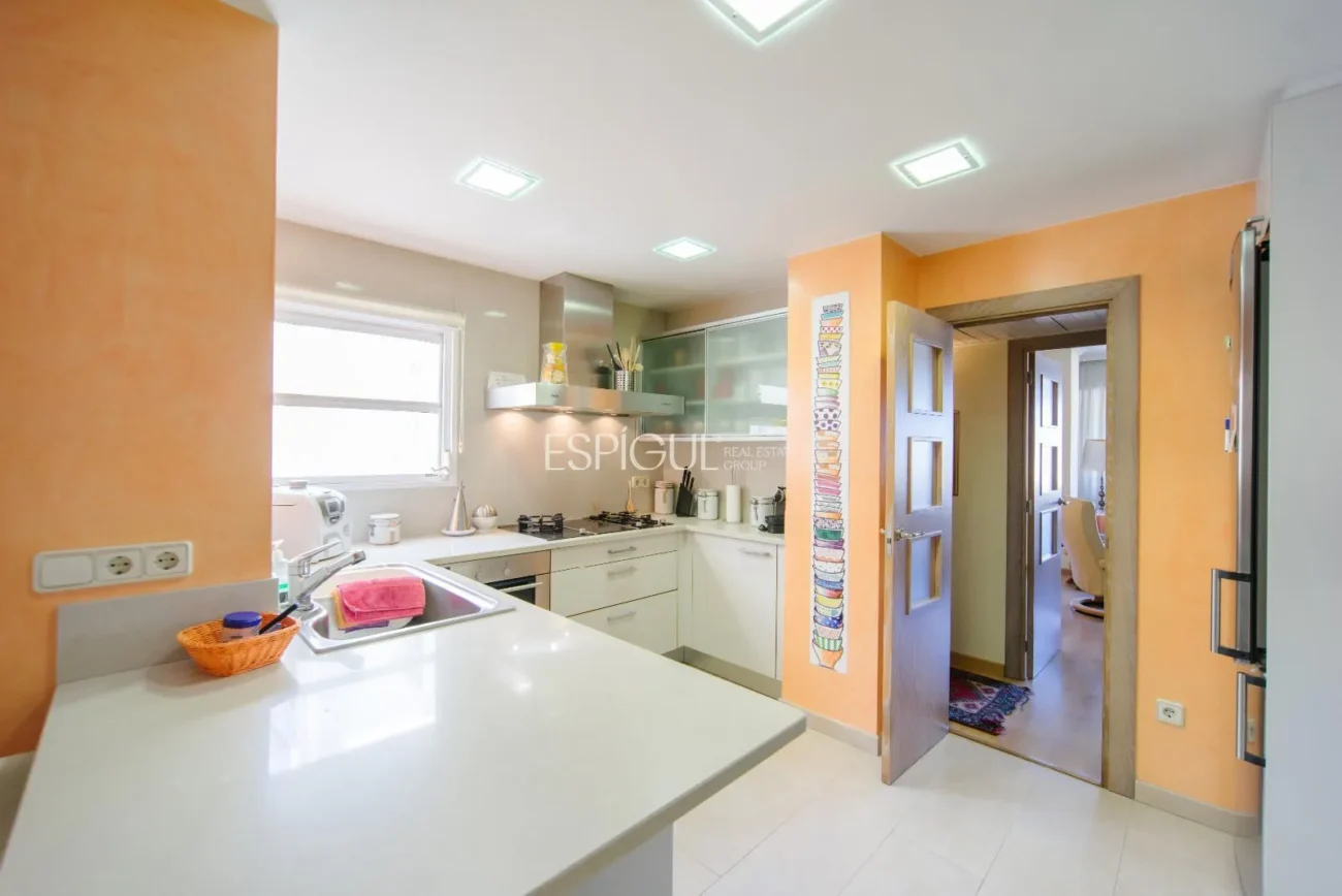 Excepcional piso en Plaza Marquès de Camps