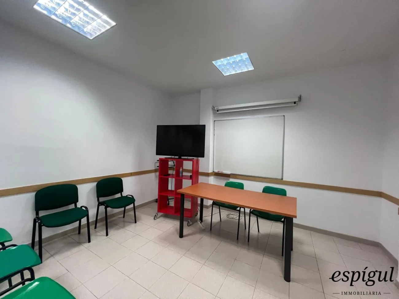 Local en alquiler totalmente equipado
