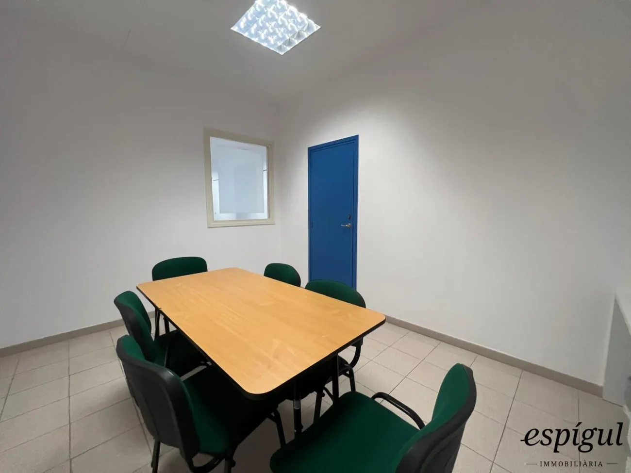 Local en alquiler totalmente equipado