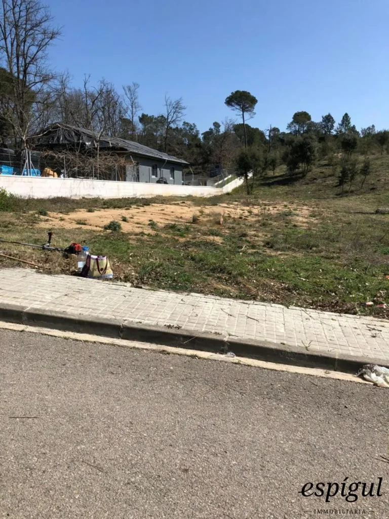 Parcel·la de 1466 m² a Sils