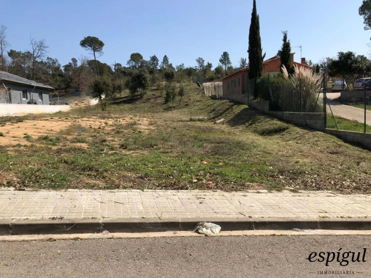 Parcel·la de 1466 m² a Sils