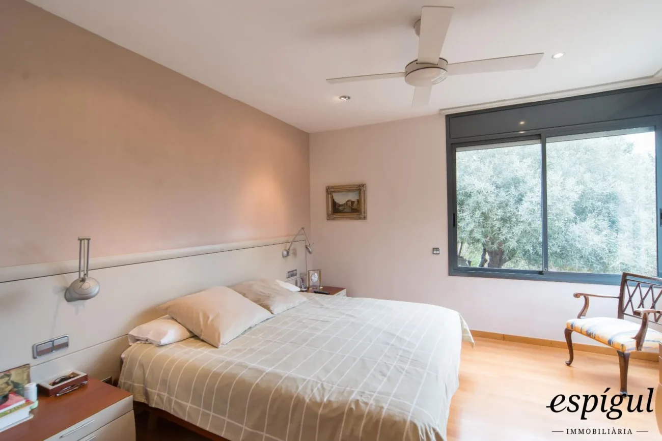 Àmplia casa de 6 habitacions amb piscina a Sant Berger, Teià