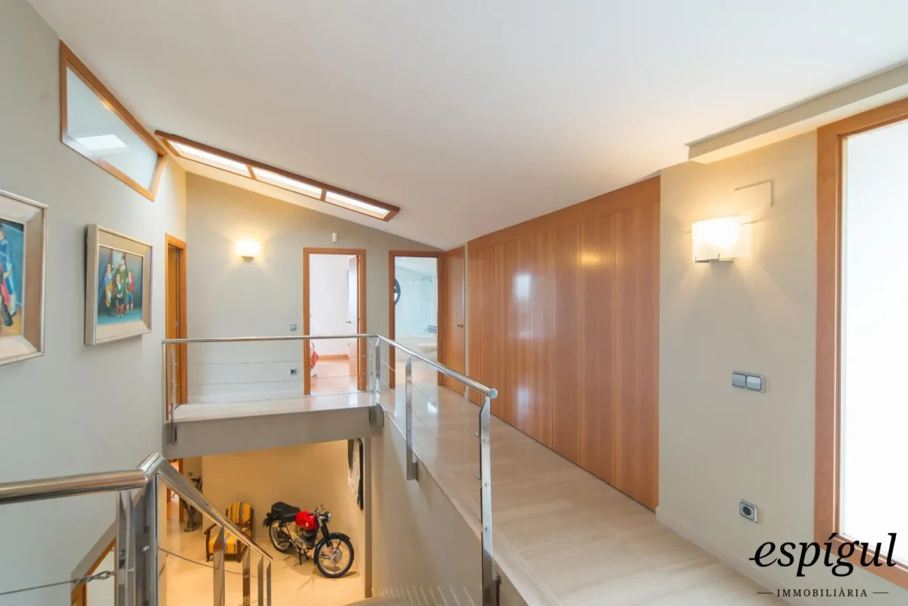 Àmplia casa de 6 habitacions amb piscina a Sant Berger, Teià