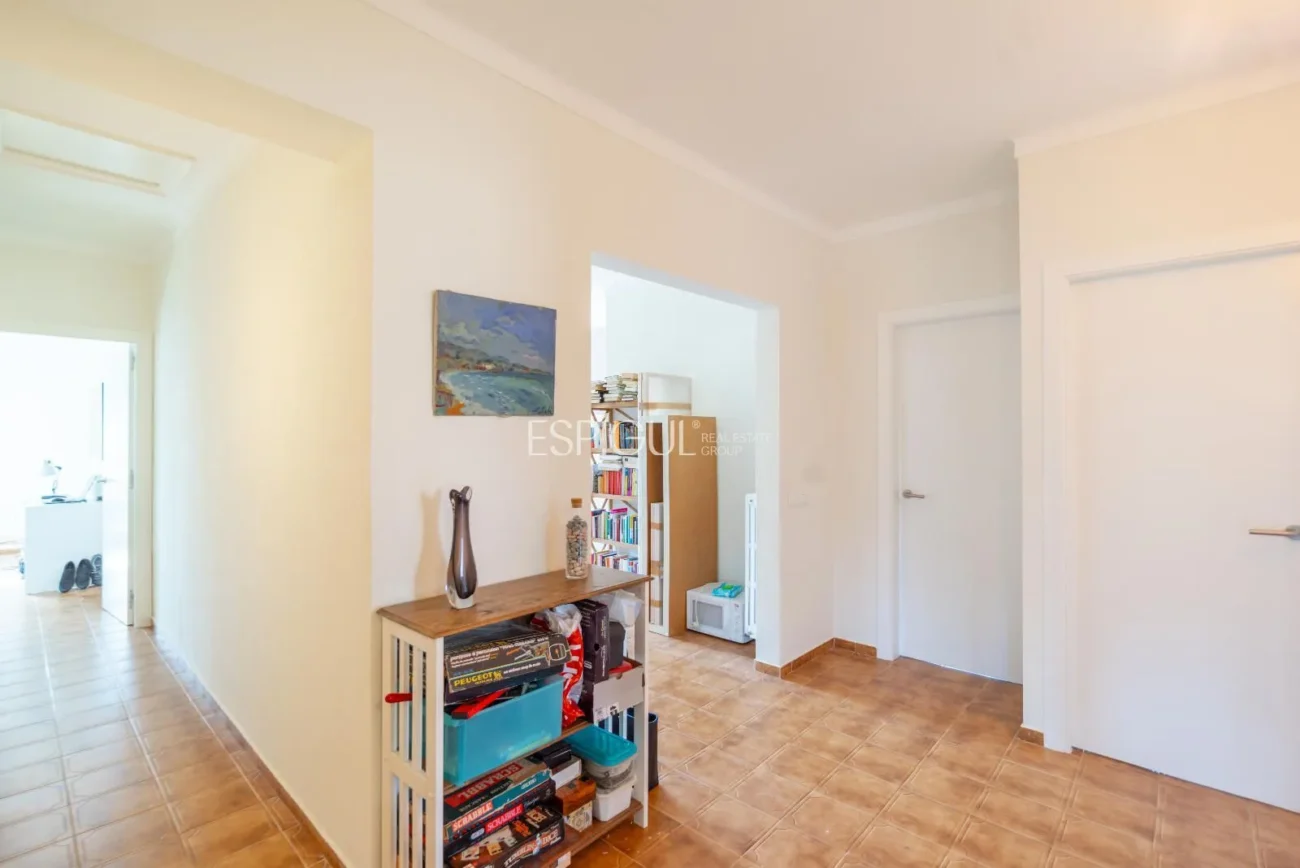 Amplia casa reformada de 6 habitaciones con jardín en Palafrugell