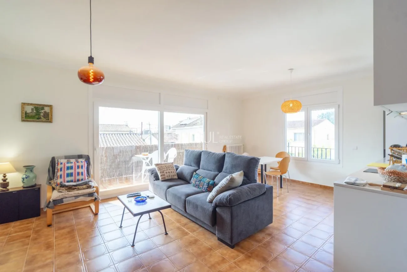 Amplia casa reformada de 6 habitaciones con jardín en Palafrugell