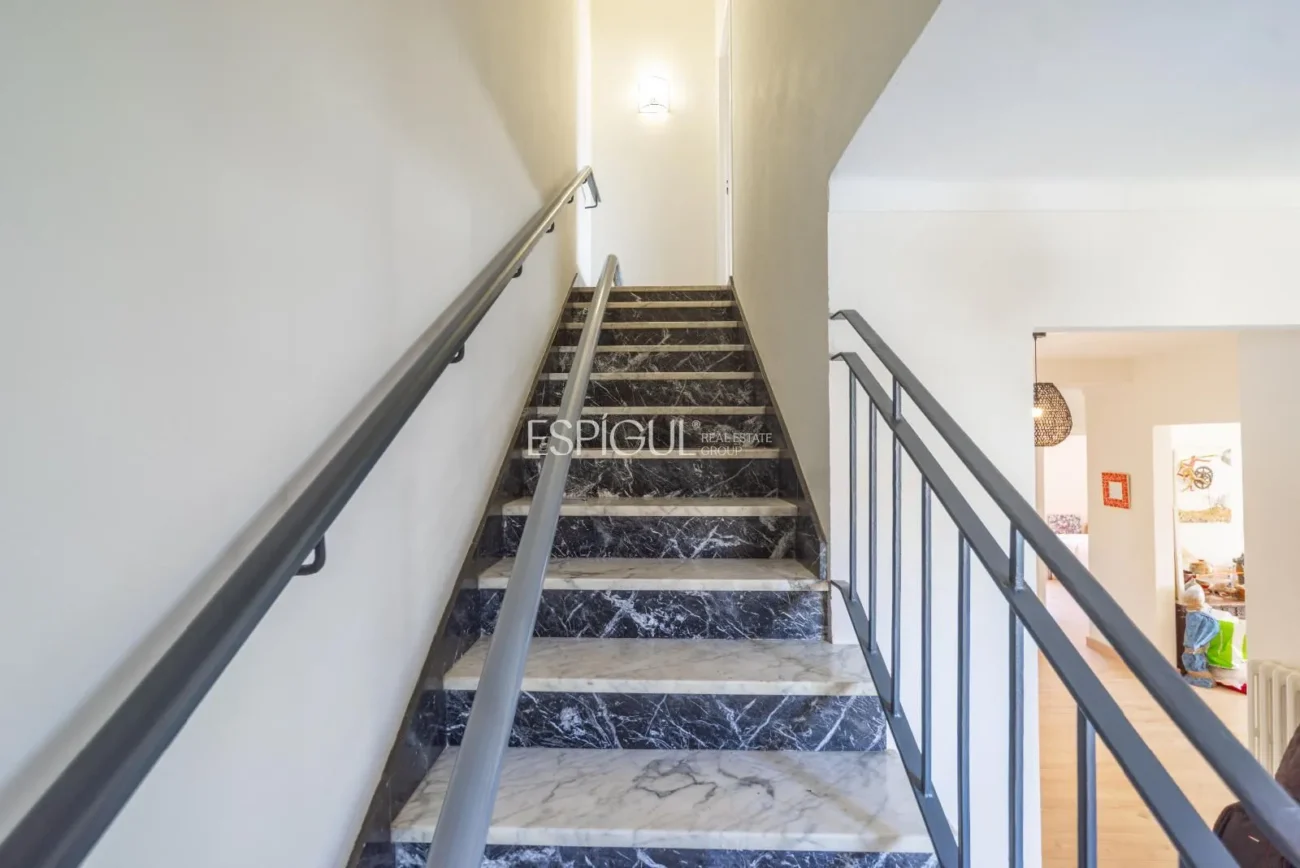 Amplia casa reformada de 6 habitaciones con jardín en Palafrugell