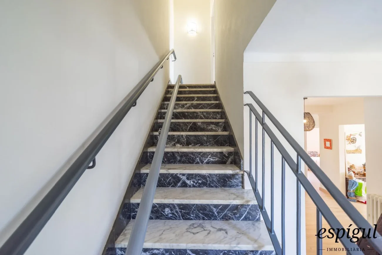 Ampla casa reformada de 6 habitacions amb jardí a Palafrugell