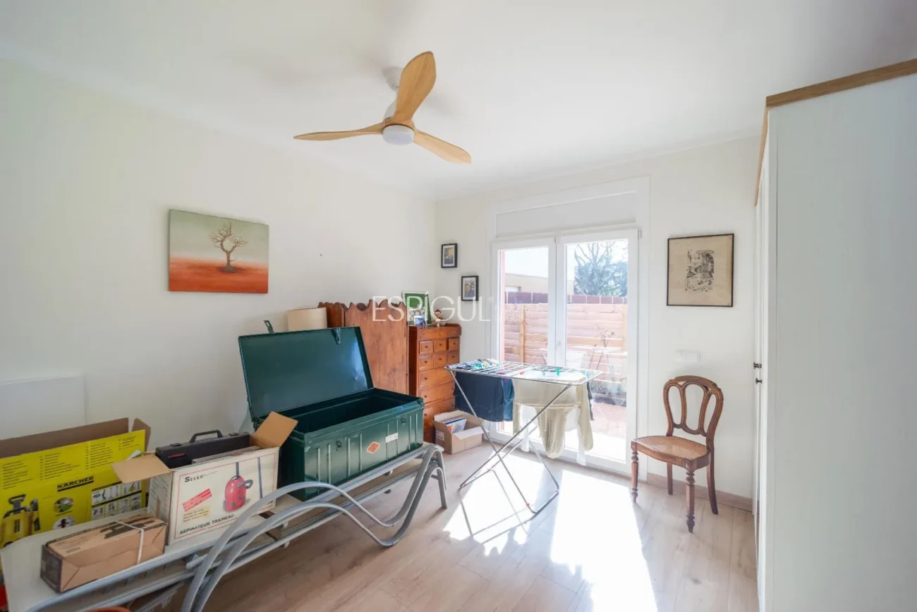 Amplia casa reformada de 6 habitaciones con jardín en Palafrugell