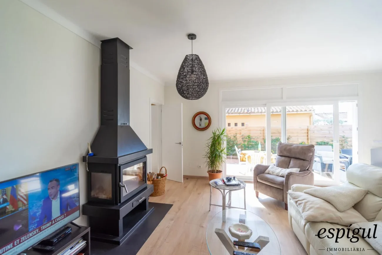 Ampla casa reformada de 6 habitacions amb jardí a Palafrugell