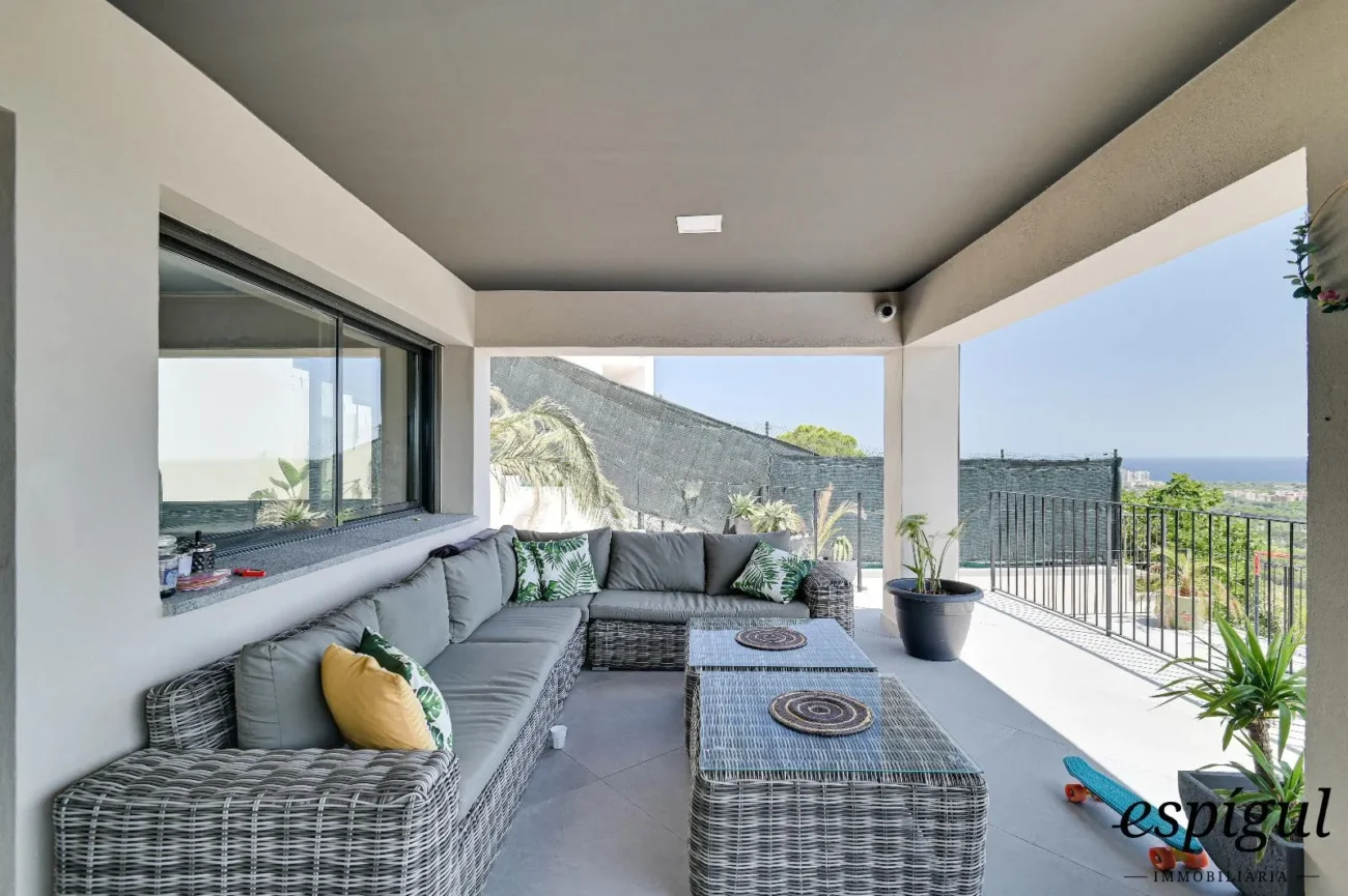 Chalet de lujo en Castell-Platja d’Aro con impresionantes vistas.
