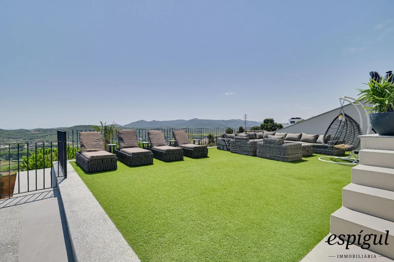 Chalet de lujo en Castell-Platja d’Aro con impresionantes vistas.