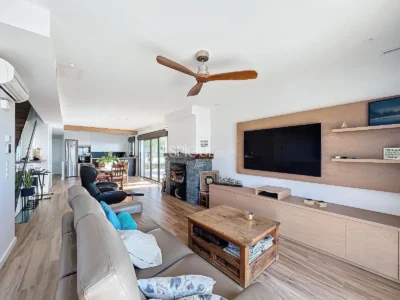 Exclusiva casa amb vistes panoràmiques al mar i la muntanya