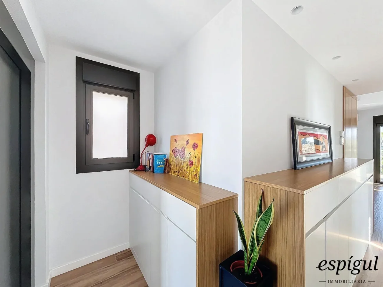 Casa exclusiva amb vistes panoràmiques al mar i la muntanya
