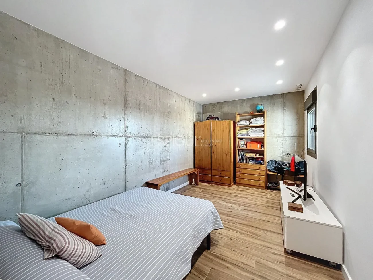 Exclusiva casa amb vistes panoràmiques al mar i la muntanya