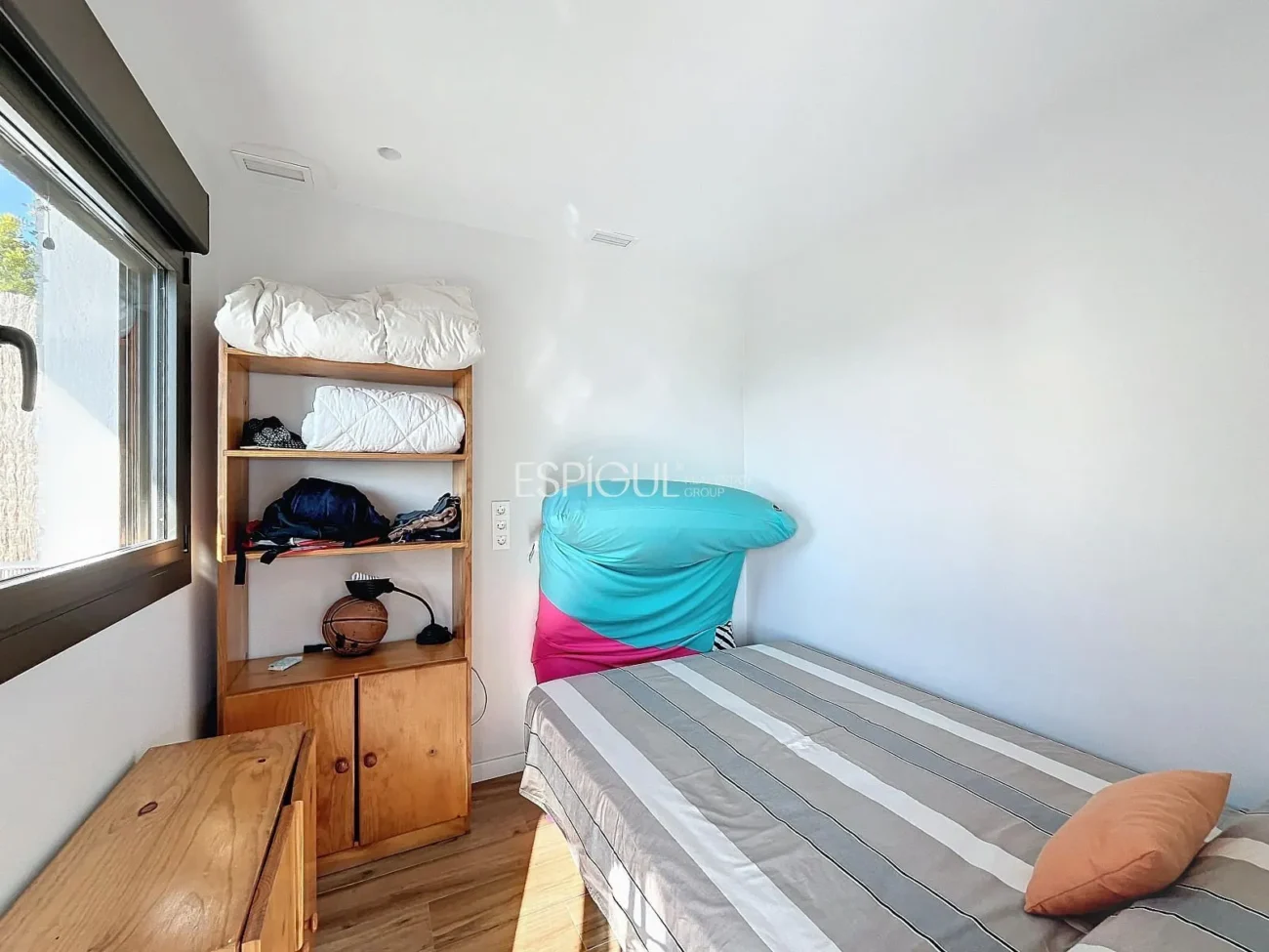 Exclusiva casa amb vistes panoràmiques al mar i la muntanya