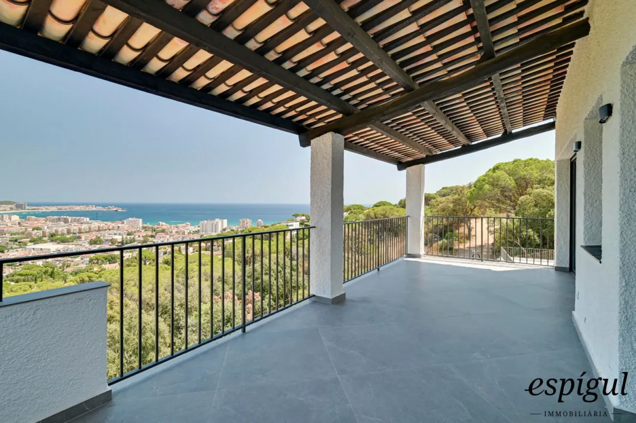 Exclusiva vila de luxe amb vistes panoràmiques a Calonge
