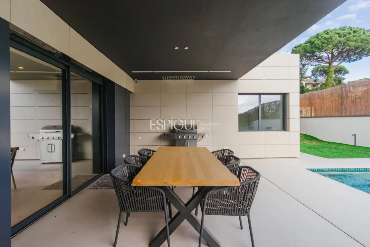 Propriété exclusive de nouvelle construction à Calonge