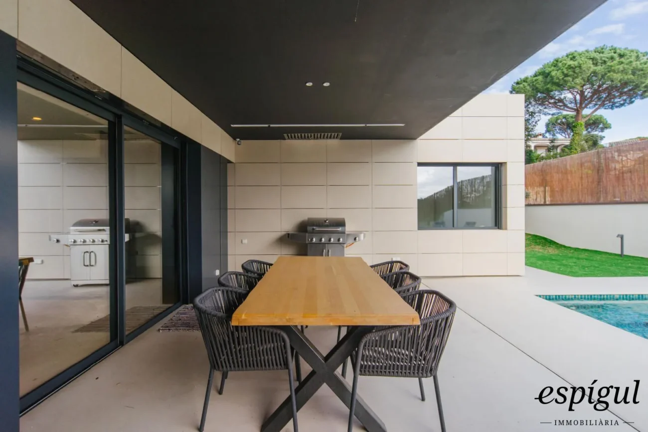 Exclusive new build home in Calonge