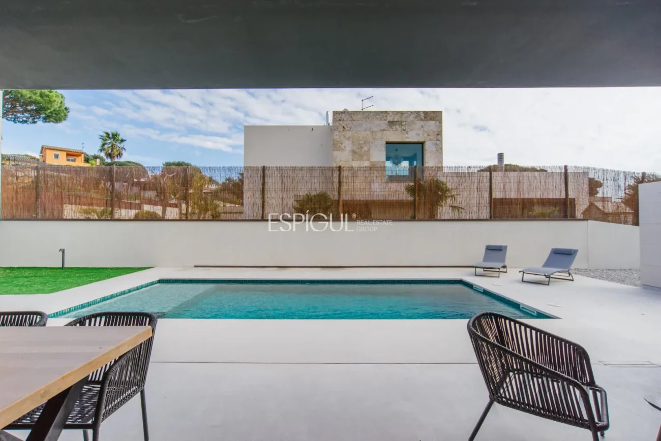 Propriété exclusive de nouvelle construction à Calonge