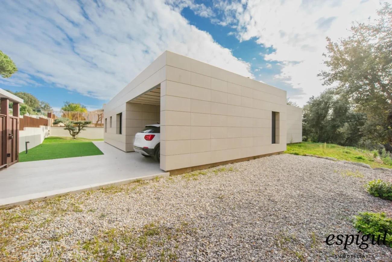 Exclusive new build home in Calonge