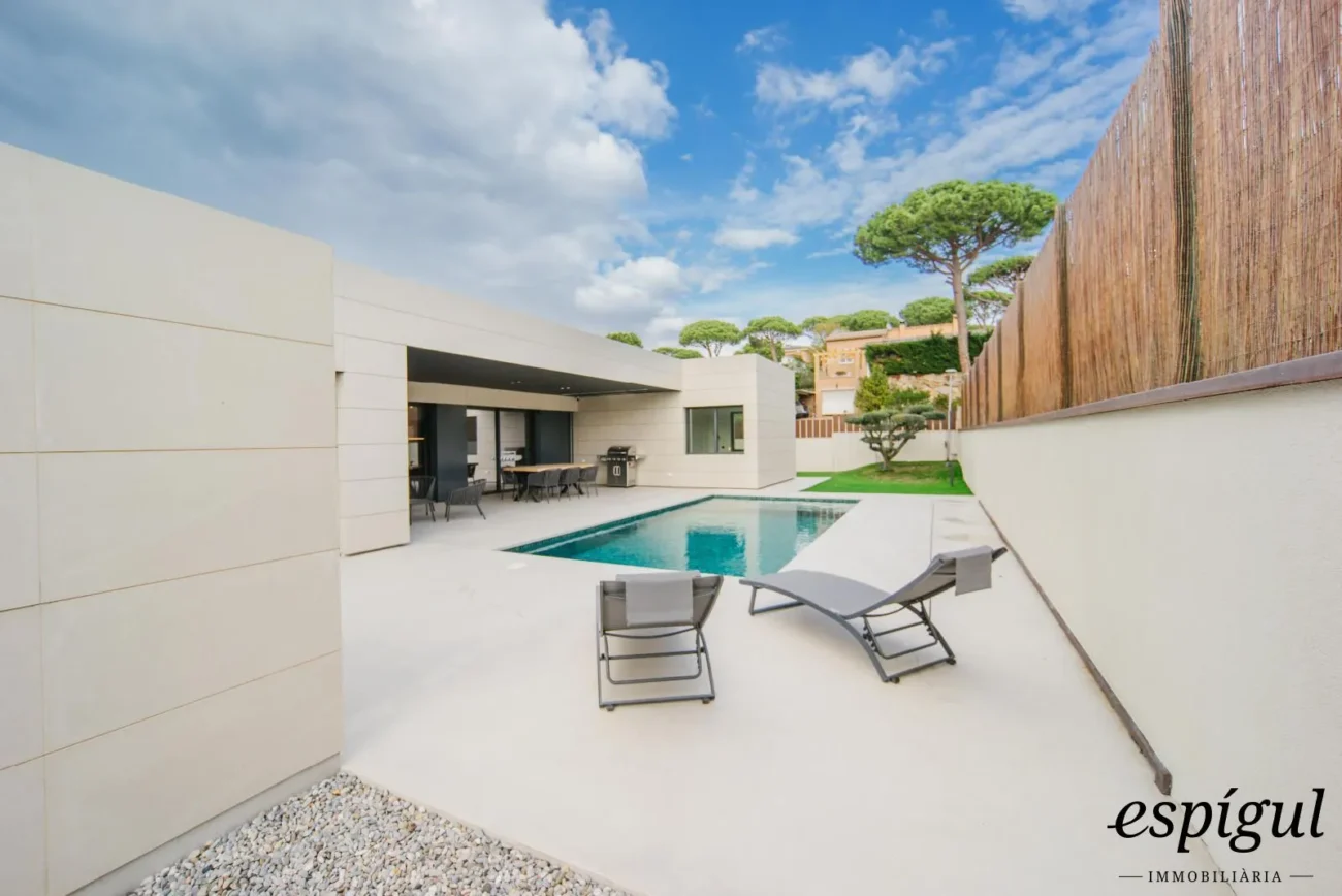 Exclusive new build home in Calonge