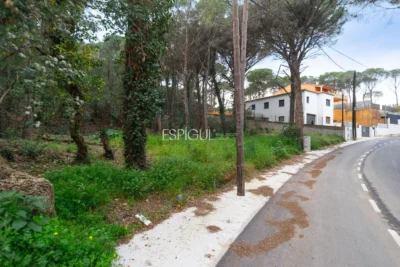 Земельный участок на продажу в Калонже