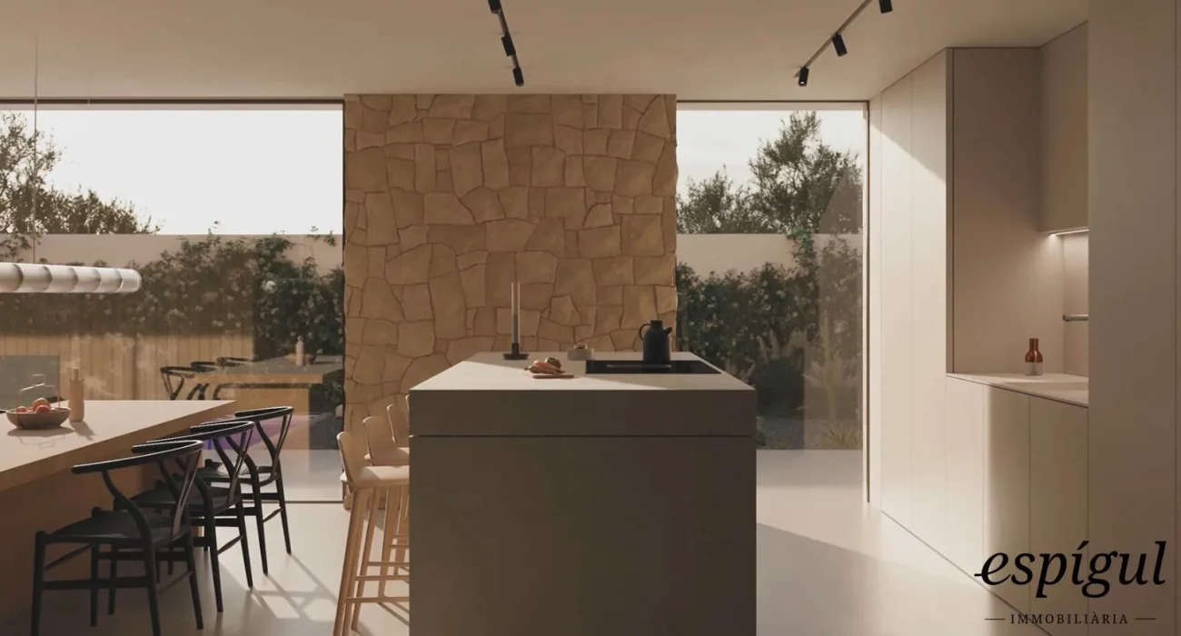 Newly built home just steps from the sea and Marina