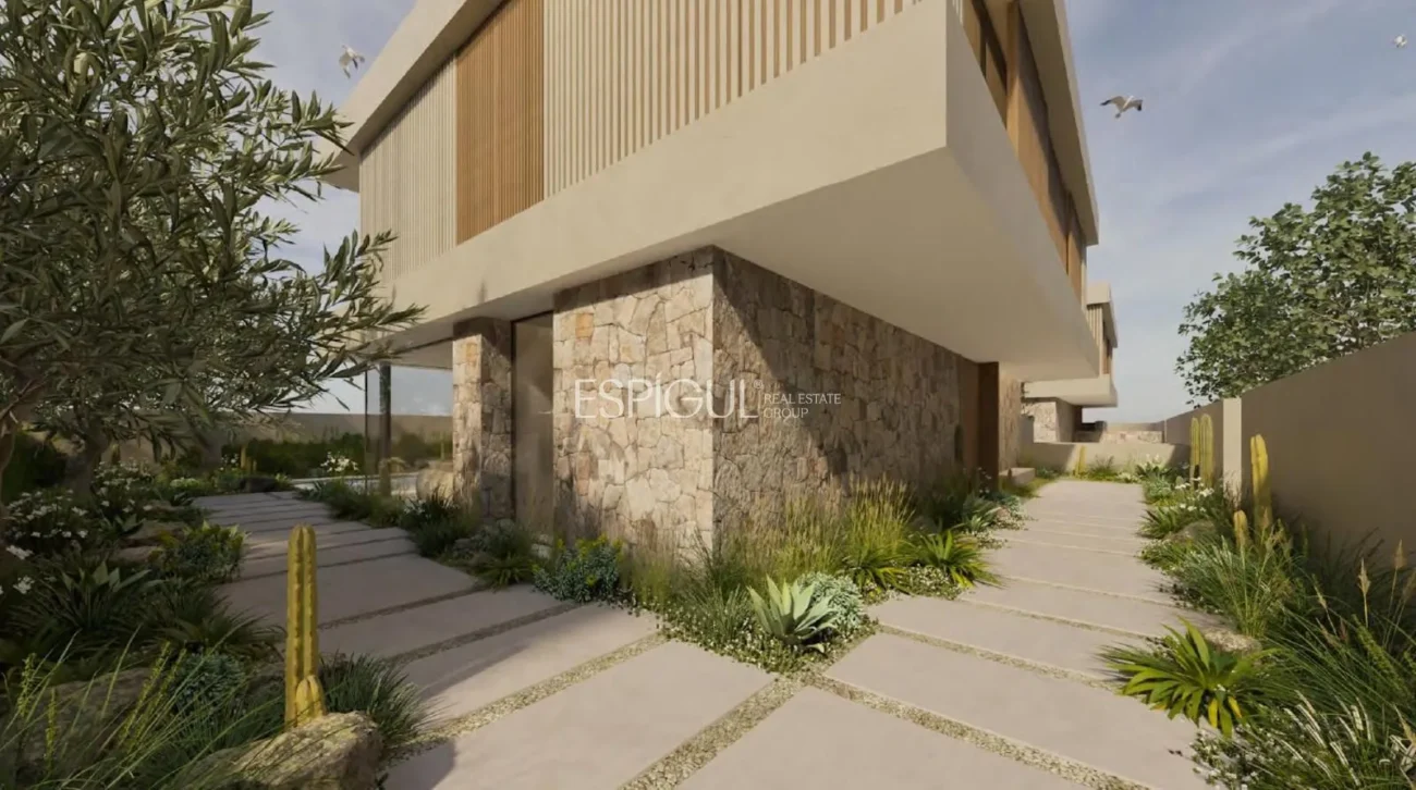 Casa de nueva construcción a pocos pasos del mar y el puerto deportivo