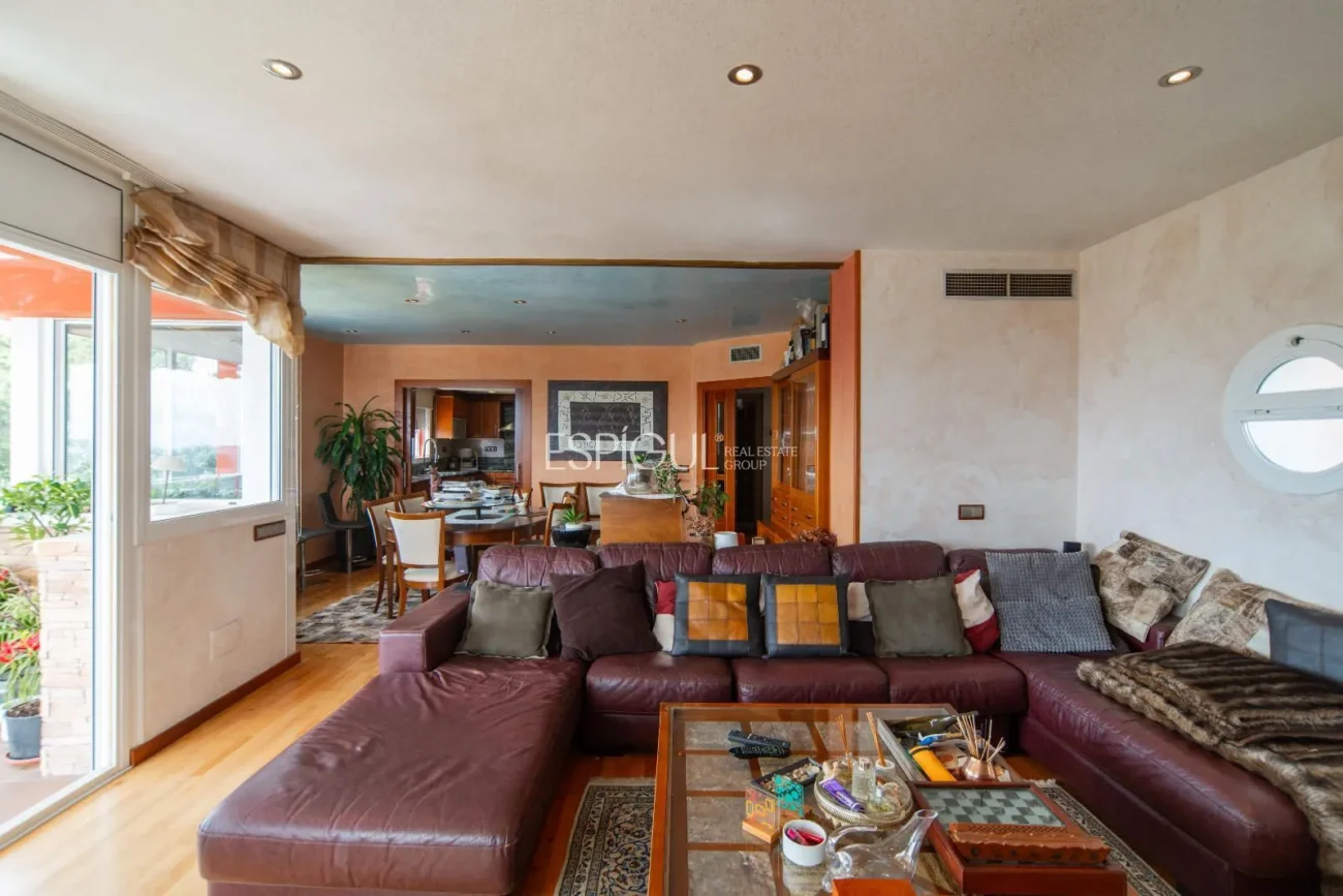 Casa exclusiva amb vistes al mar, piscina i jardí a Can Semi