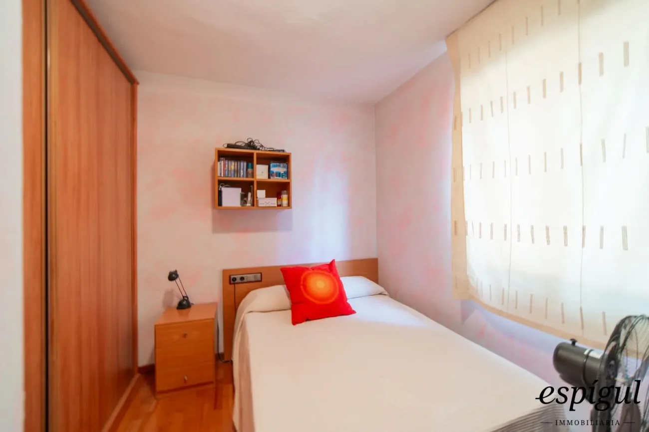 Casa exclusiva con vistas al mar, piscina y jardín en Can Semi