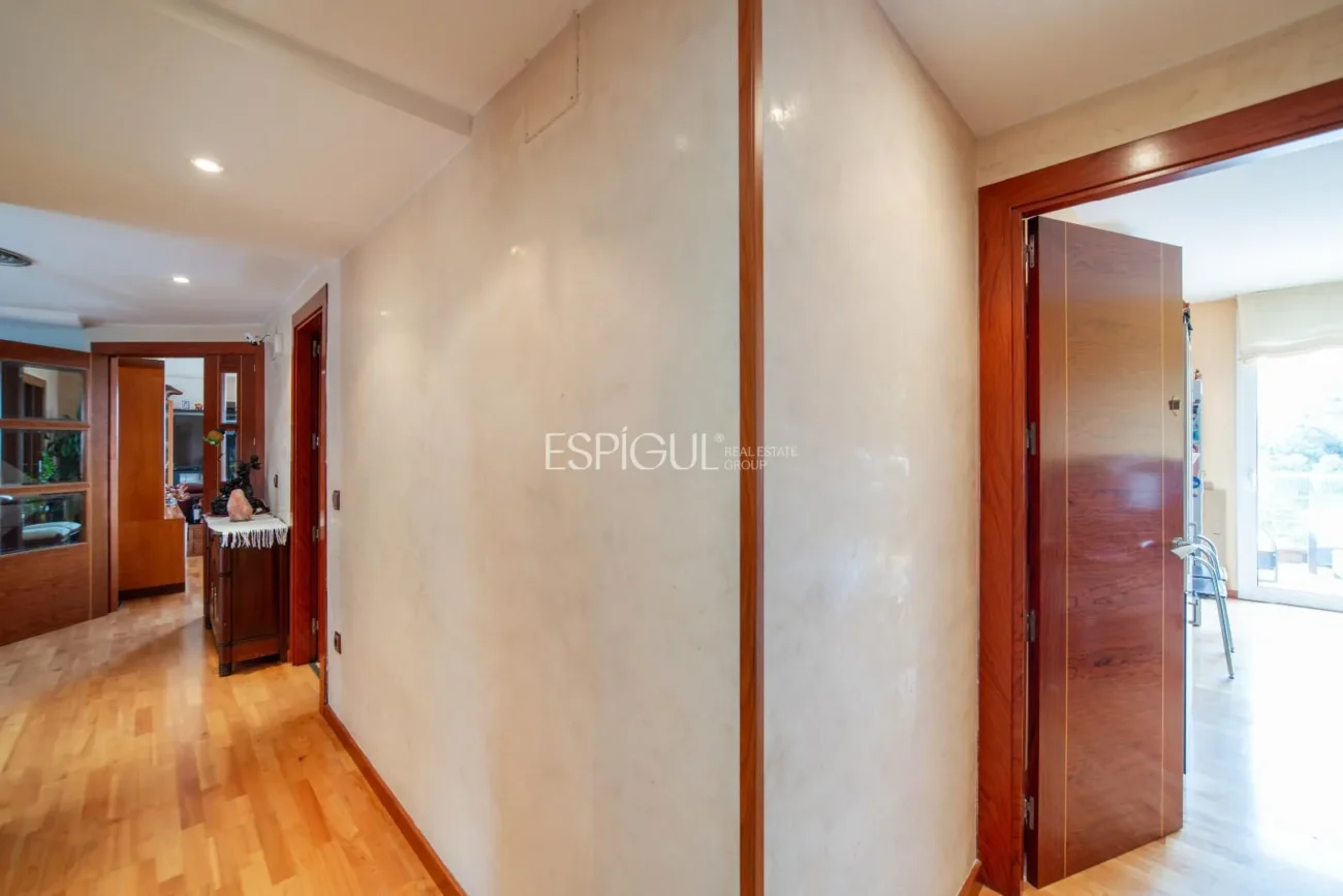 Casa exclusiva amb vistes al mar, piscina i jardí a Can Semi