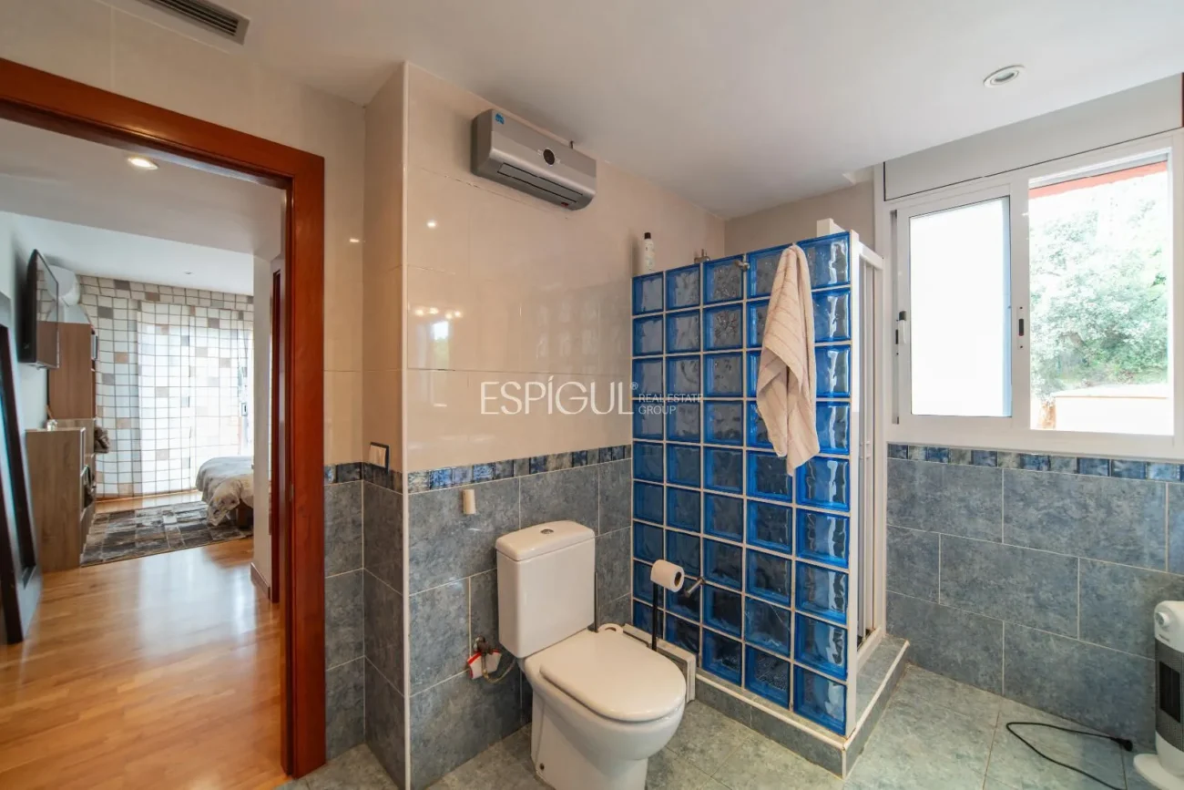 Casa exclusiva amb vistes al mar, piscina i jardí a Can Semi