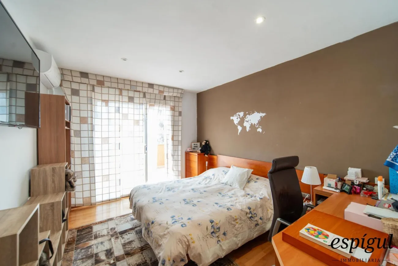 Casa exclusiva con vistas al mar, piscina y jardín en Can Semi