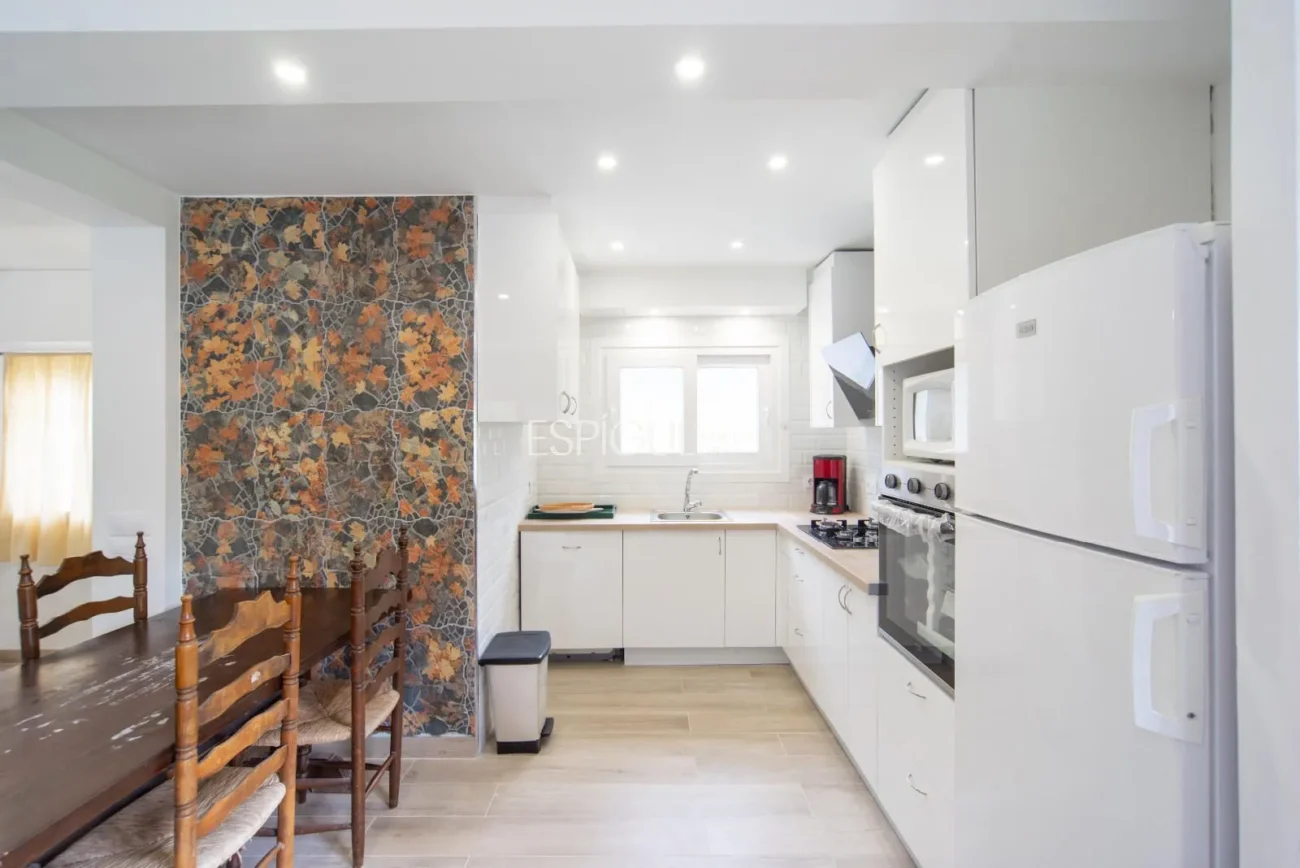 Casa independent a la Urbanització Rosamar