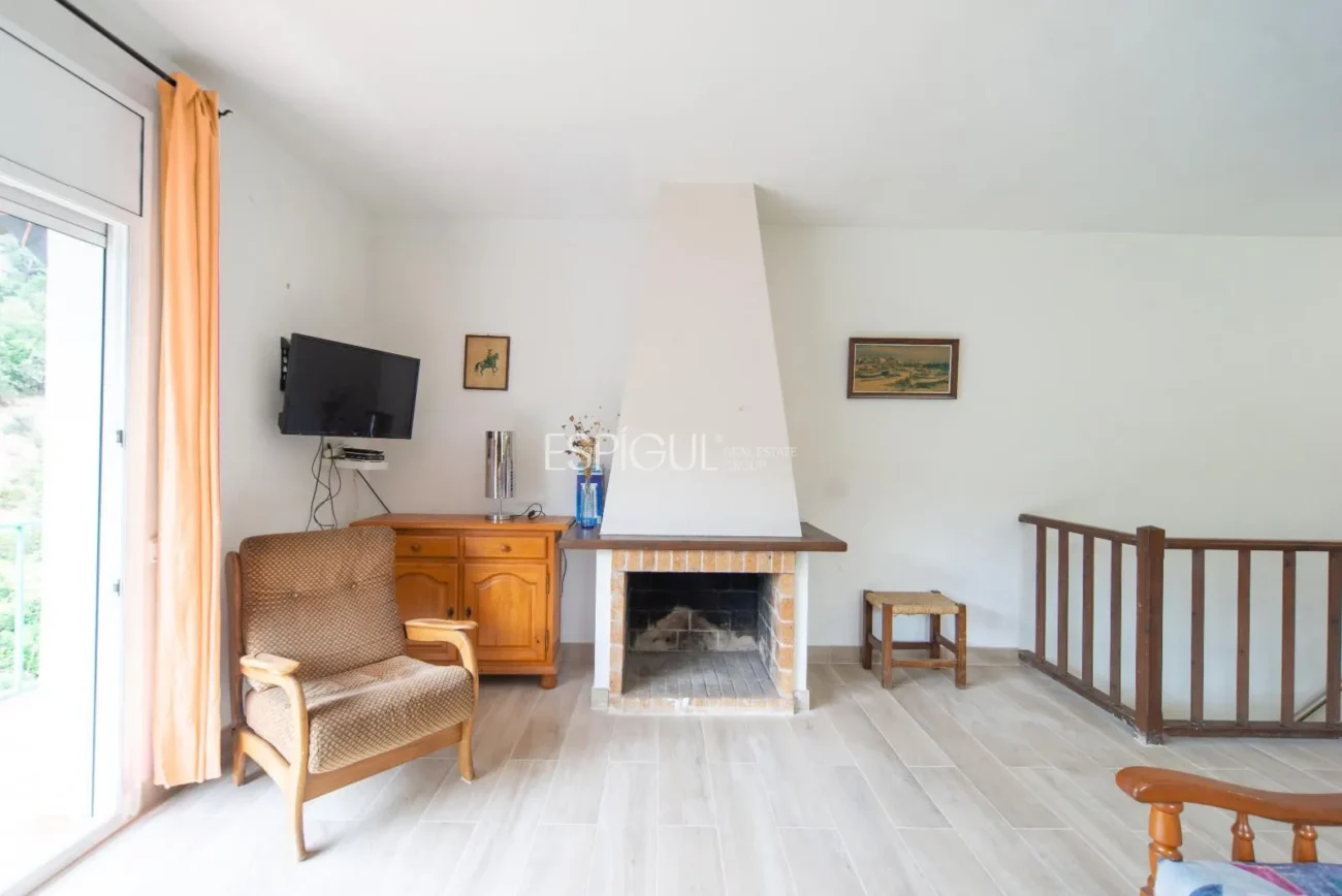 Casa independent a la Urbanització Rosamar