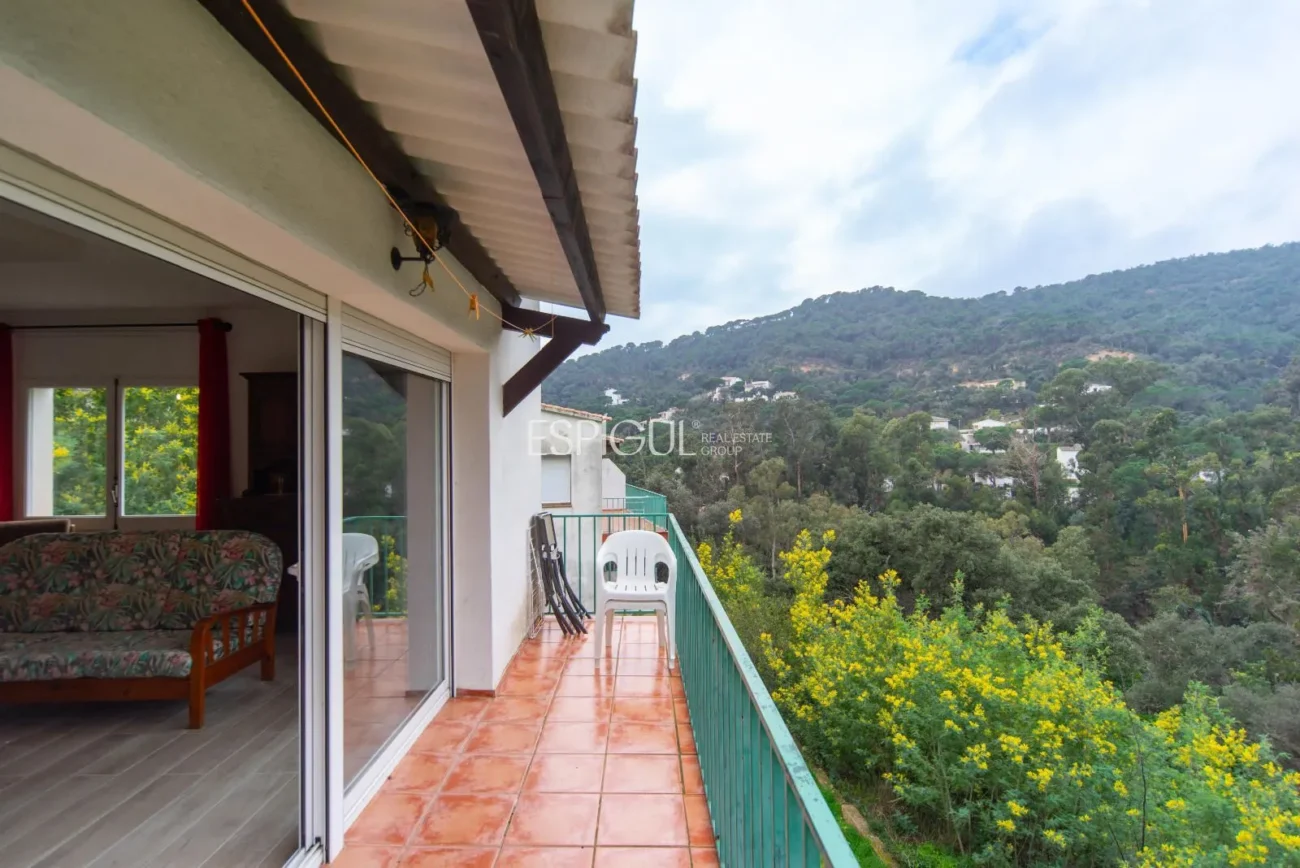 Casa independent a la Urbanització Rosamar